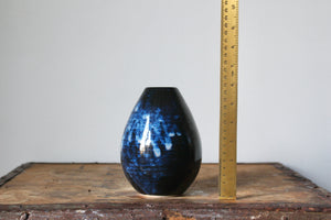 Vase in Indigo: Seven