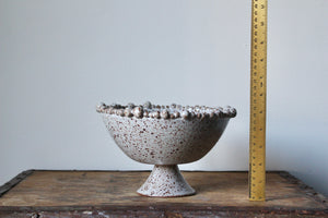 Pearl Edged Pedestal Dish in Speckled Cream/White